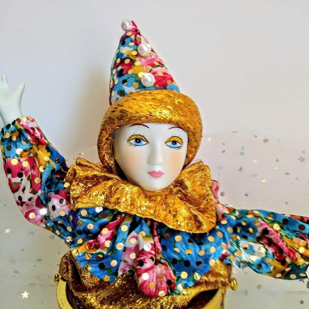 MUSICAL MELODY MOVING HARLEQUIN. - Picture 2 of 6